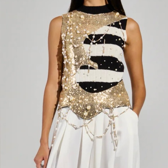 AKIRA Tops - Gold and Black Sequin Top